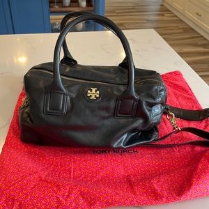 Tory Burch handle bag w adjustable messenger strap